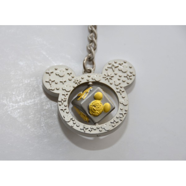 Disneyland Paris Mickey Friends spin cube Key Ring