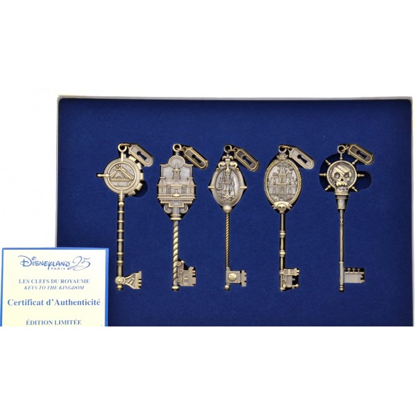 Disneyland Paris 25th Anniversary kingdom keys Limited Edition Set