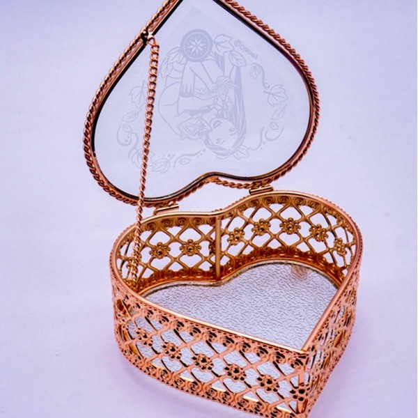 Pocahontas heart-shaped glass jewellery box, by Arribas and Disneyland Paris