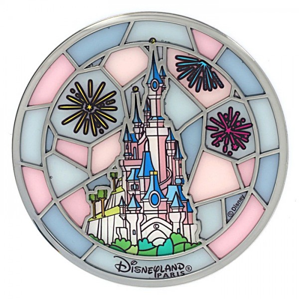 Disney Castle Glass Coaster, by Arribas Disneyland Paris Disney Castle Glass Coaster, by Arribas Disneyland Paris