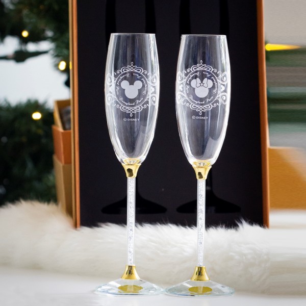 Mickey and Minnie Mouse Icon Champagne flutes set and box, Arribas Glass Collection