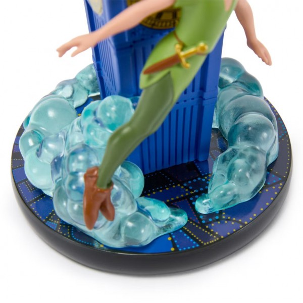 Peter Pan small Figure, Disneyland Paris Peter Pan small Figure, Disneyland Paris