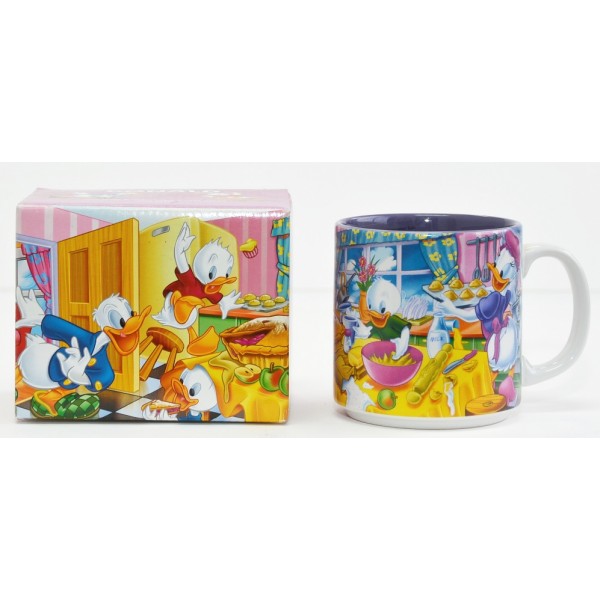 Donald and Family Characters Mug in box