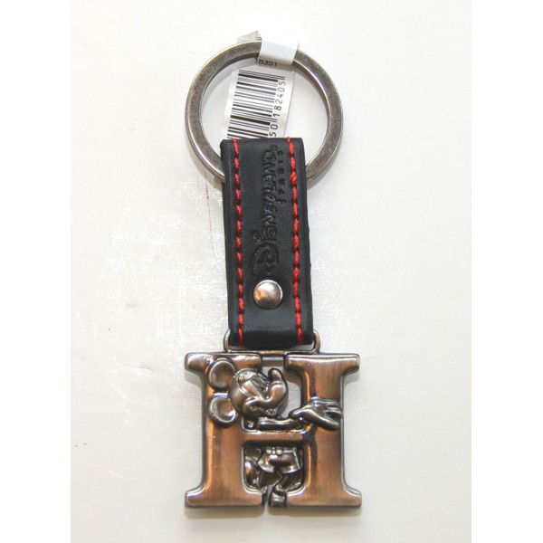 Letter outlet h keyring