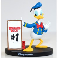 Disneyland Paris Donald Duck small figure